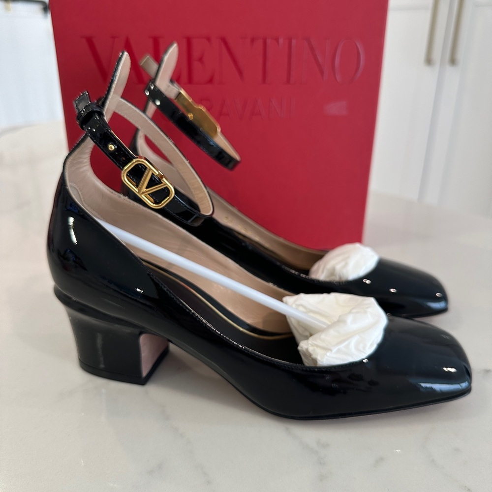 Valentino Tan Go Ankle Strap Shoes